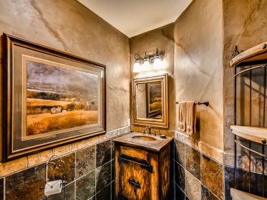 Breckenridge Luxury Vacation Rental with Six Bedrooms